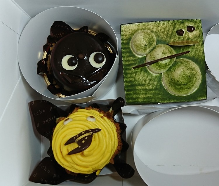 宮崎市のシャトレーゼ宮崎柳丸店で購入した3種類のケーキ
