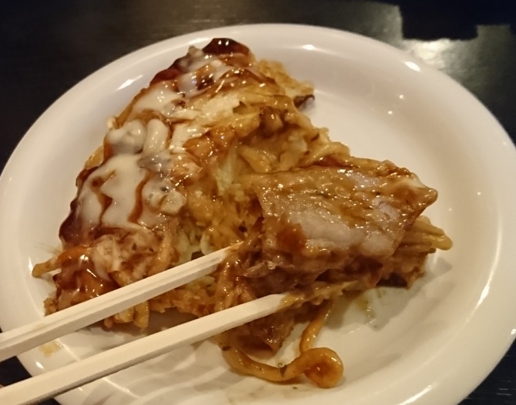 ゑべっさん高鍋店で食べた「ぶたモダン」4