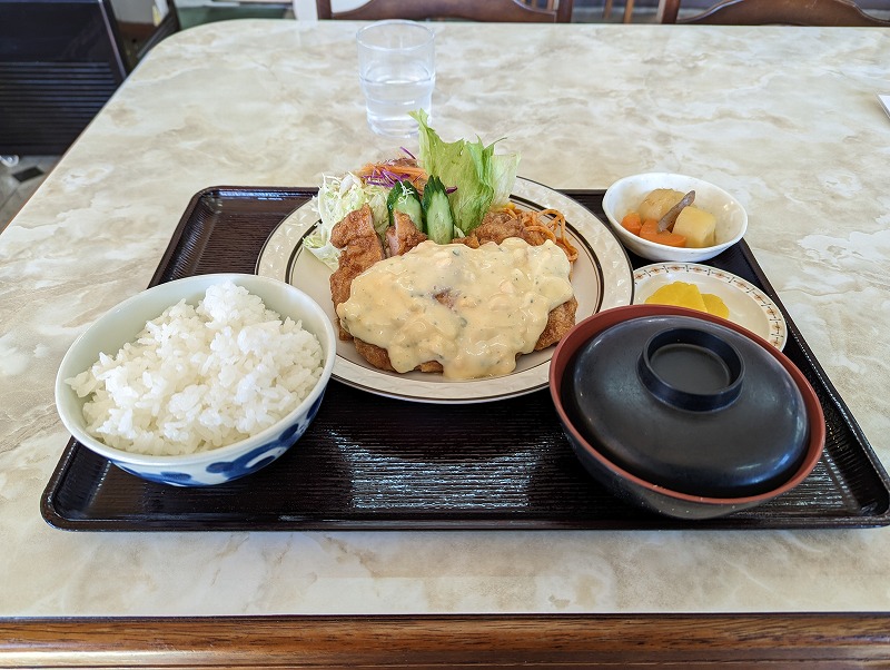 宮崎市清武町の「お食事処ちよ」で食べたチキン南蛮定食