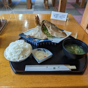 宮崎市清武町の「いなか家定食の店」ランチで食べたカマ塩焼