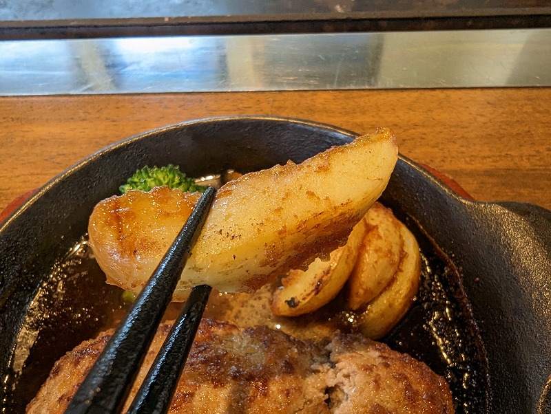 宮崎市阿波岐原の「ばんから」のランチで食べたハンバーグ定食16