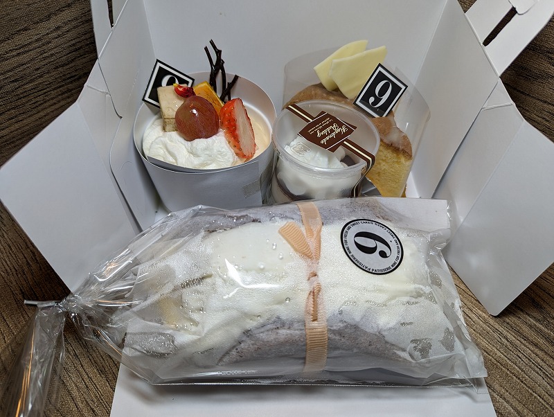 宮崎市清武町のパティスリー9(ナイン)で購入して自宅で食べた4種類のケーキたち