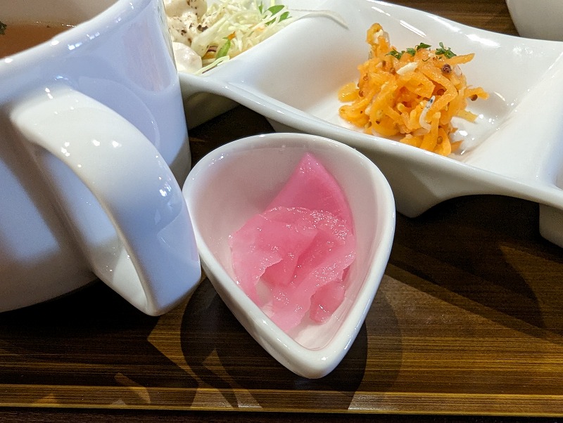 宮崎市新別府町の福元洋食店宮崎店で食べたデミグラスオムライスセット3