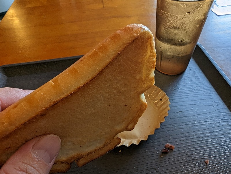 宮崎市佐土原町のプチラパン×ヒゲラパンで食べた「クリームパン」2