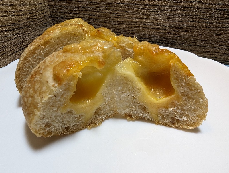 宮崎市佐土原町のカフェ スリジエ アン フルールで購入した「チーズinチーズ」2
