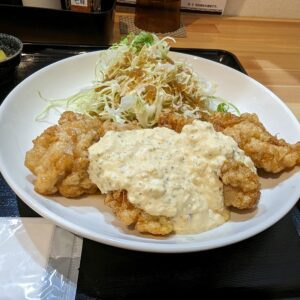 小林市の「ごはんや」で食べたチキン南蛮定食