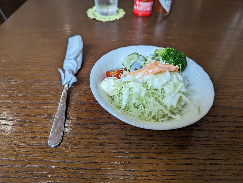 門川町の喫茶コワンで食べたサラダ1