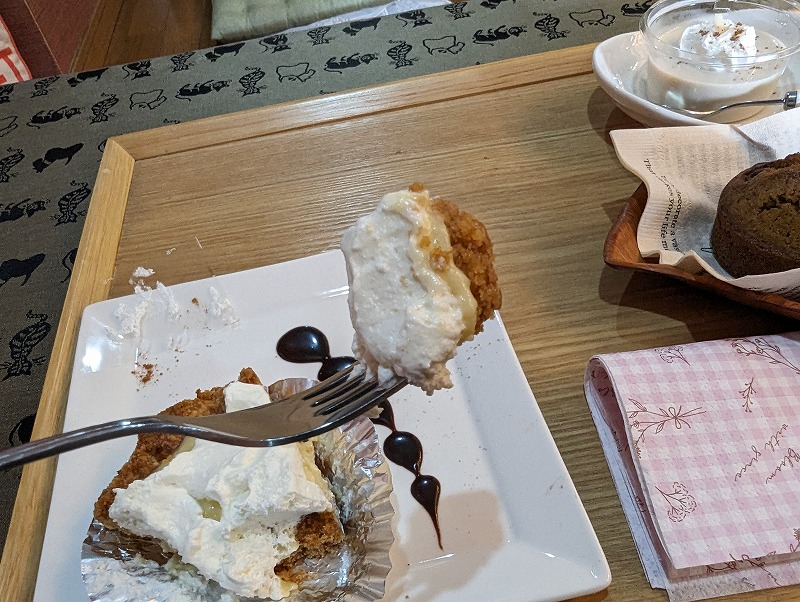 延岡市川原崎のカフェ ナナメで食べたカスタードタルト2