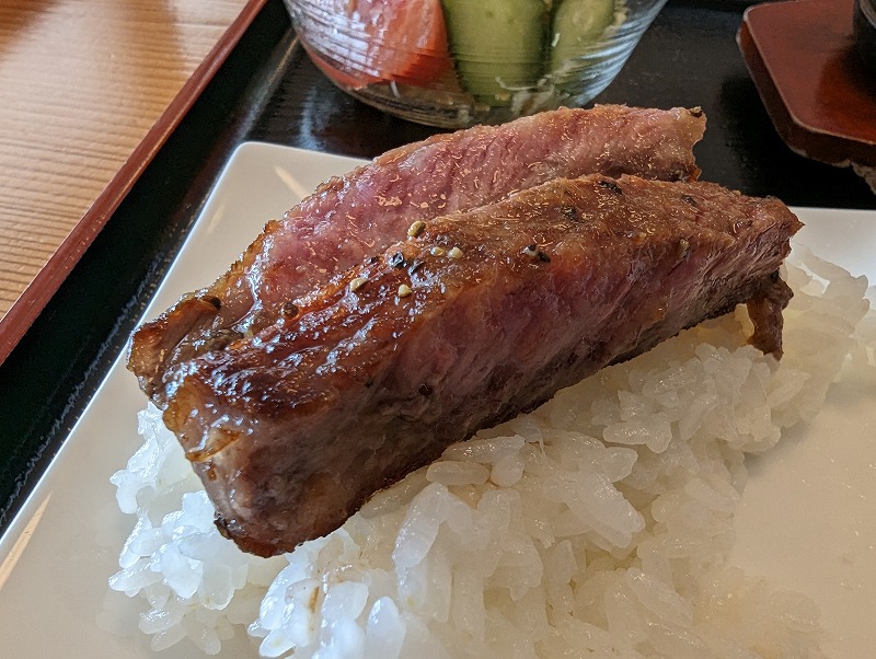 都農町の農家のレストラン 三福で国産牛ステーキ300gを食べた写真17