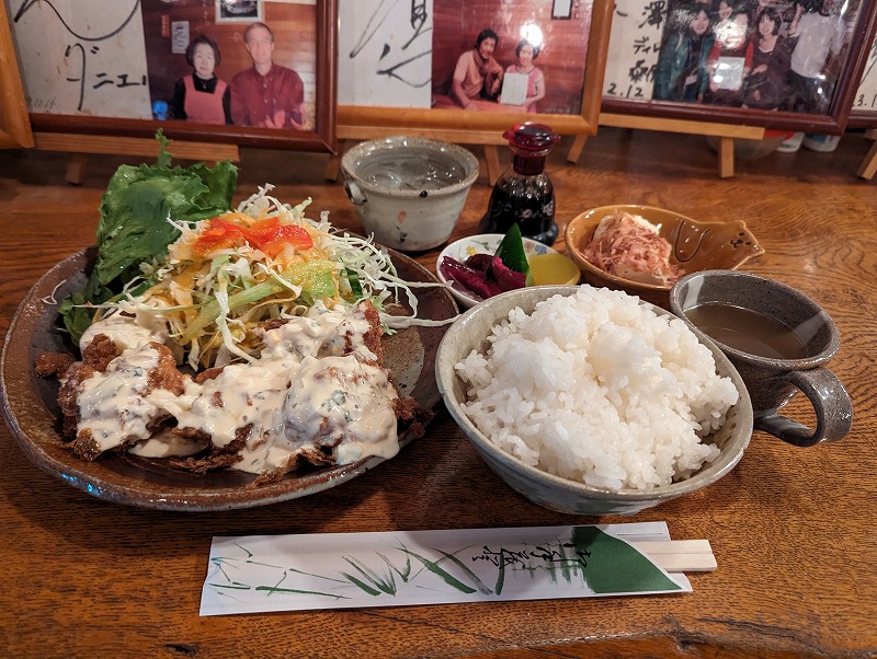 日南市飫肥の「珈琲とお食事の家 喫茶 園」で食べたチキン南蛮定食
