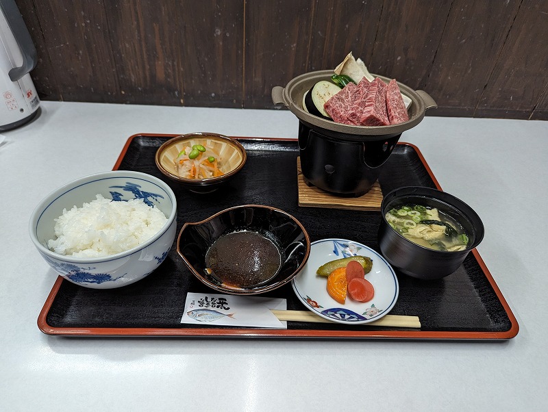 割烹・活魚 いけす 宮本(西都市)で焼牛肉ランチ1000円を食べてみました
