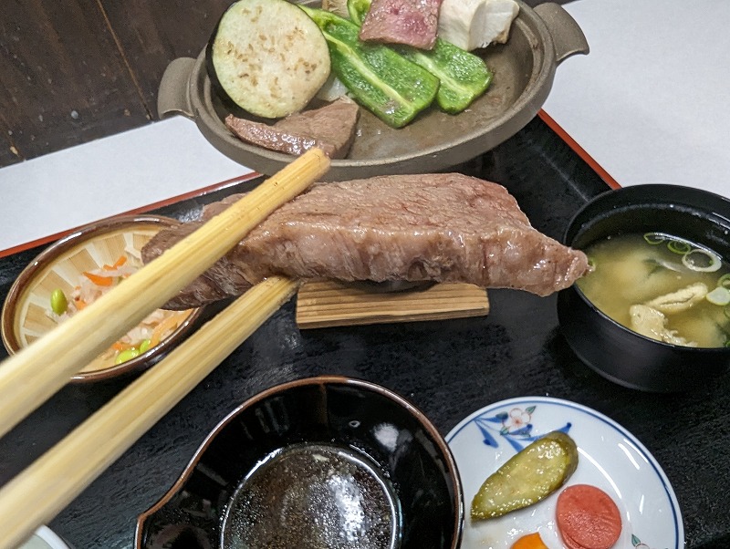 西都市の割烹・活魚 いけす 宮本で食べた「焼牛肉ランチ」25