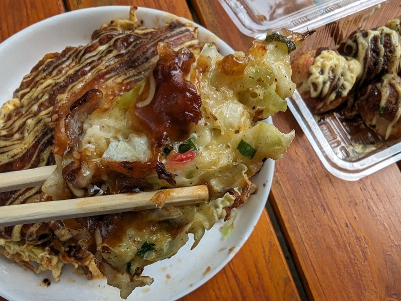宮崎市のお好み焼き まぁちゃんで買って食べた「お好み焼き」5