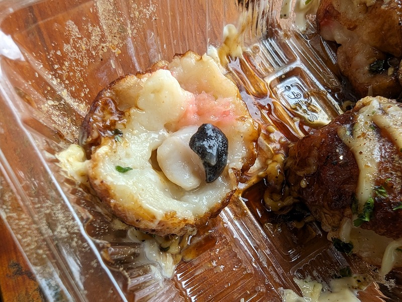 宮崎市のお好み焼き まぁちゃんで買って食べた「たこ焼き」3