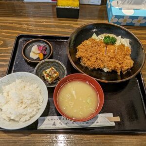 延岡市の直ちゃんで食べた元祖チキン南蛮定食
