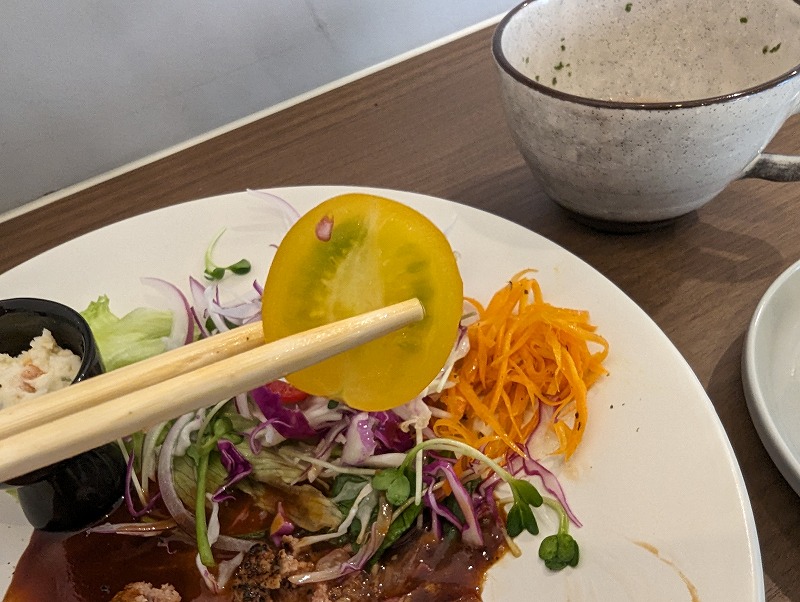宮崎市の「ごはんとお酒 Pole Pole(ポレポレ)35」で食べたハンバーグランチ16