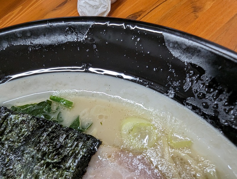 宮崎市の最高家で食べた「旨塩とんこつラーメン」4