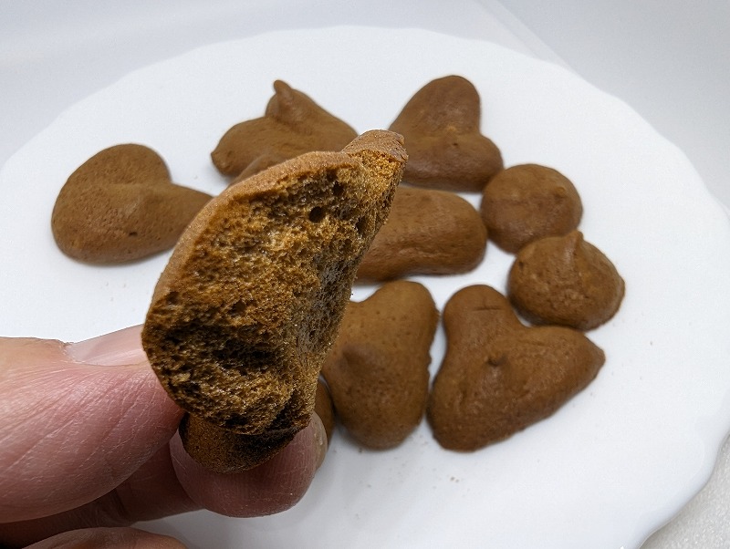綾町のHerb&spice te-teで購入して自宅で食べたメレンゲクッキー3