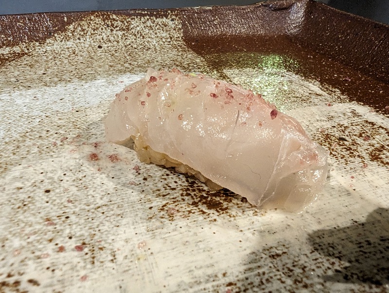 宮崎市の鮨ふらりで食べた「熟成タイ」2