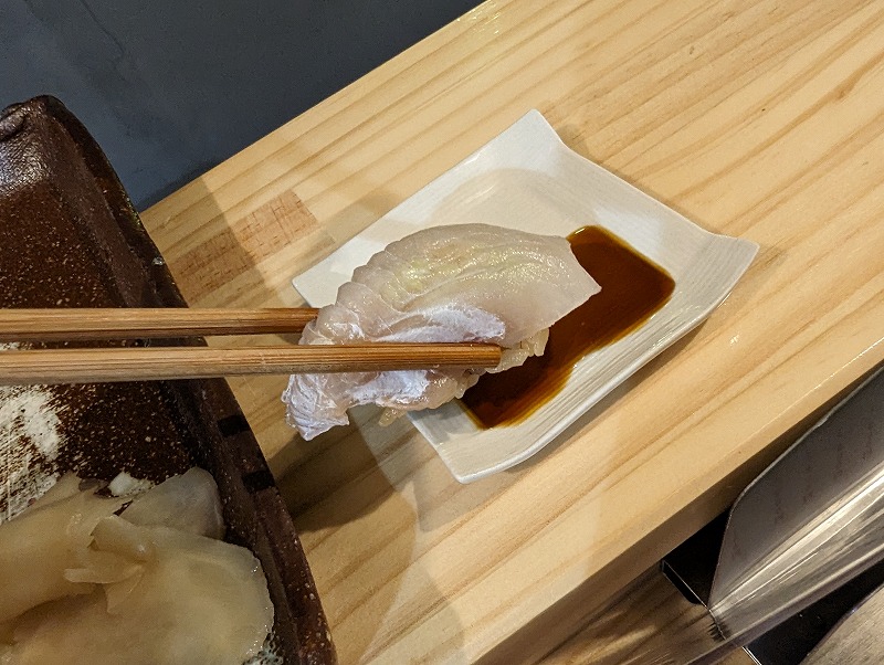 宮崎市の鮨ふらりで食べた「熟成ヒラメ」2