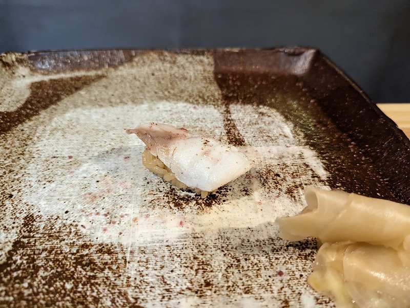 宮崎市の鮨ふらりで食べた「カマス」3