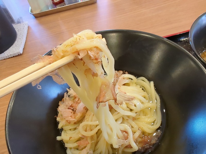 都城市の麺屋 絆心(KISHIN)で食べた濃厚魚介豚骨つけ麺4