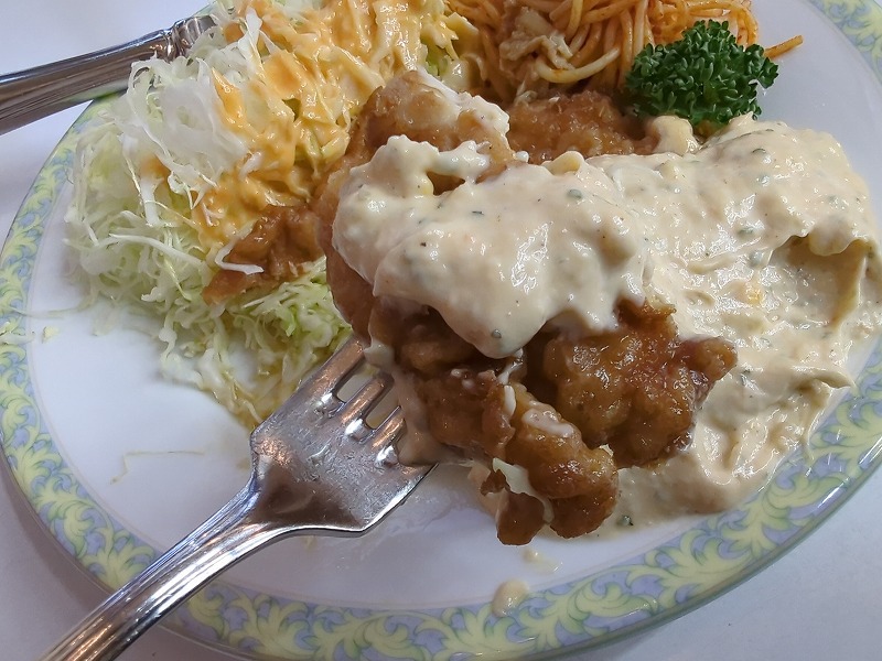 宮崎市の「おぐら瀬頭店」で食べたチキン南蛮10