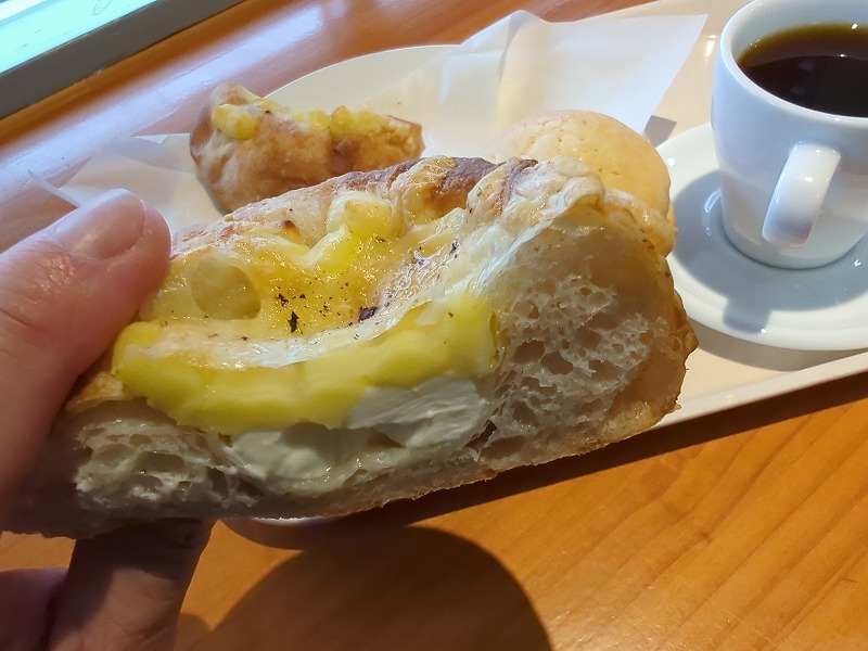 宮崎市高岡町のMUKASA Coffee&Roasterで食べた「しおぱんチーズ」3