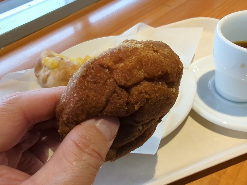 宮崎市高岡町のMUKASA Coffee&Roasterで食べた「きなこドーナツ」1