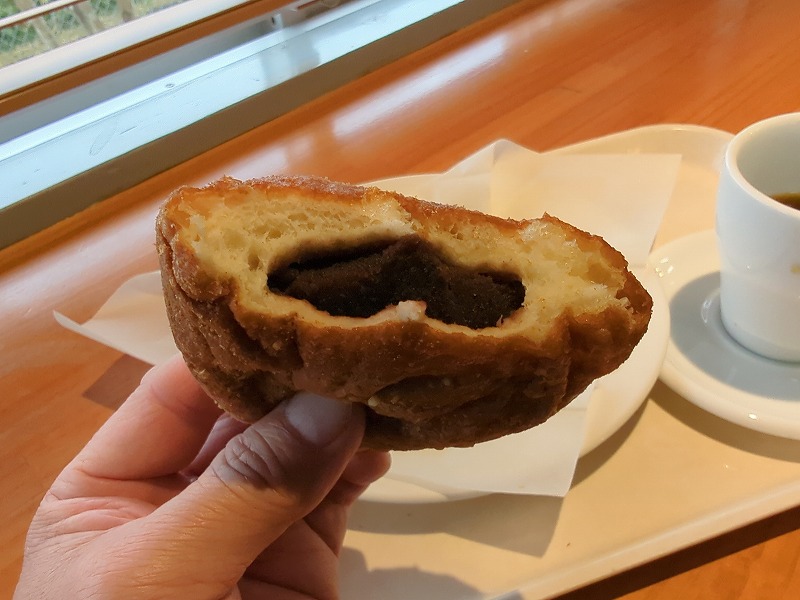 宮崎市高岡町のMUKASA Coffee&Roasterで食べた「きなこドーナツ」2