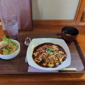 日向市のBoonoで食べたオムライス