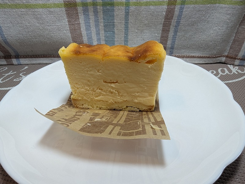 門川町のピリエの「チーズケーキ」1