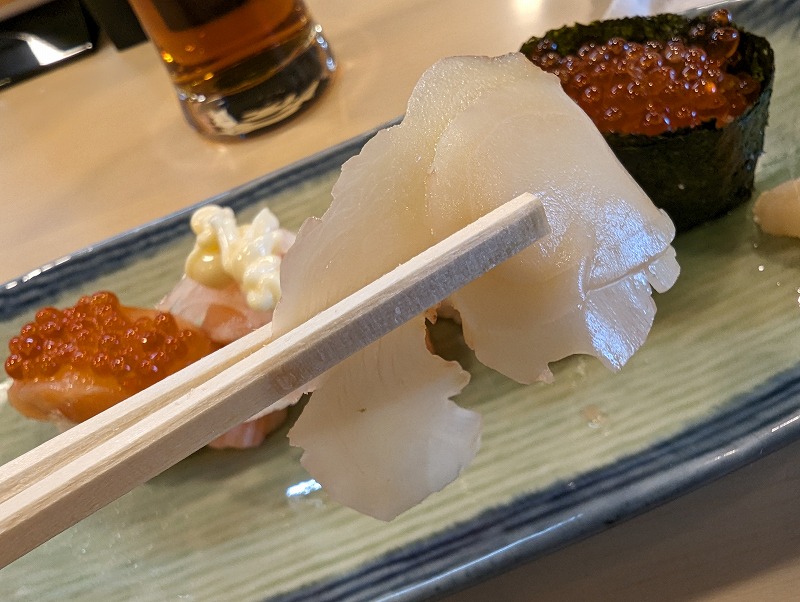 宮崎市の「や台ずし 西橘町」で食べたサーモンざんまい寿司5貫12