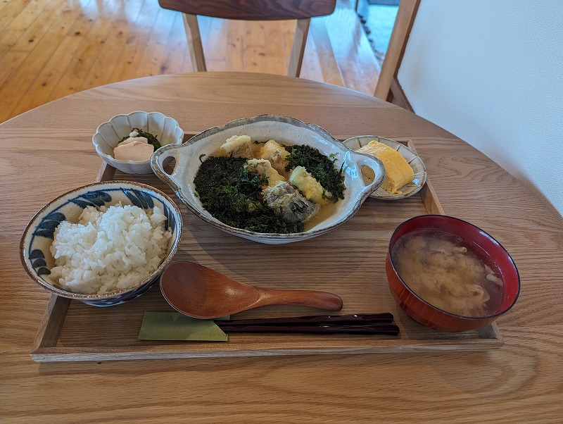 宮崎市佐土原町の「がくのだいどころ」で食べたタイ天ぷら磯のりあんかけ定食