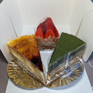 三股町のパティスリールポールで購入して食べた3種類のタルト