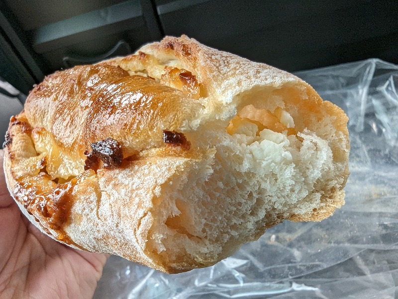宮崎市のラ・シュ シュのパン「ハニークリームチーズ」4