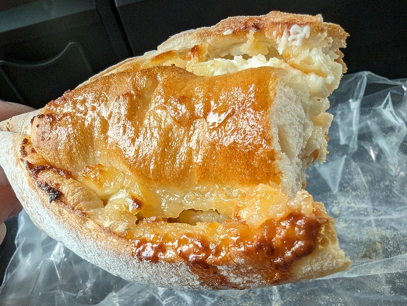 宮崎市のラ・シュ シュのパン「ハニークリームチーズ」5