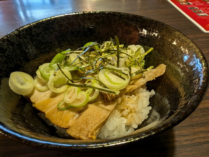 宮崎市清武町加納のらーめん季季【夜の部】で食べた炙りチャーシュー丼2