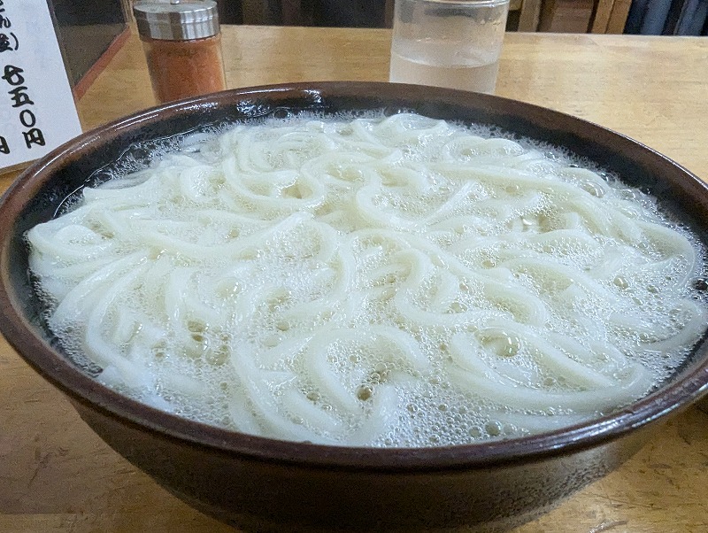 宮崎市中央通の戸隠本店で食べた釜揚げうどん1