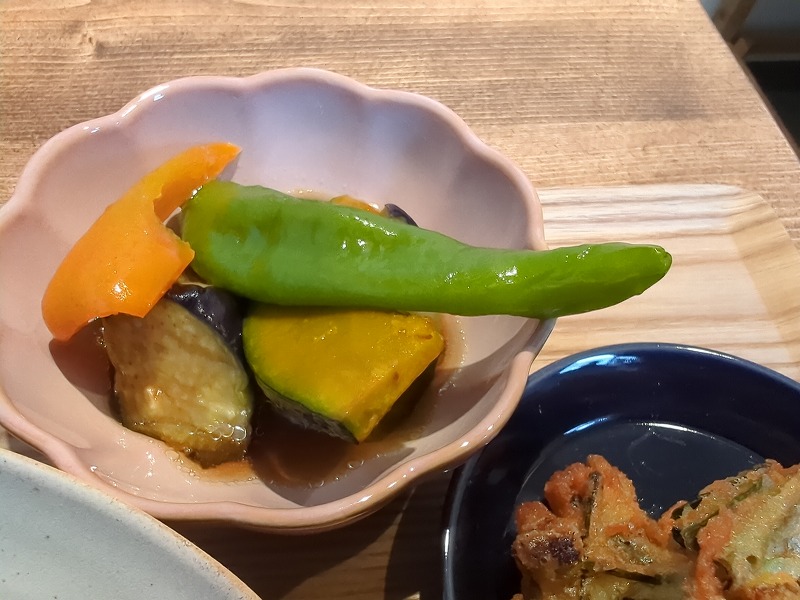 ごはんやao　野菜のあげびたし