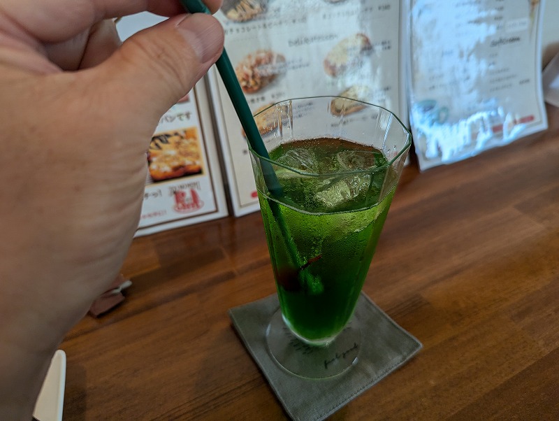 宮崎市の喫茶tocotocoで飲んだメロンソーダ