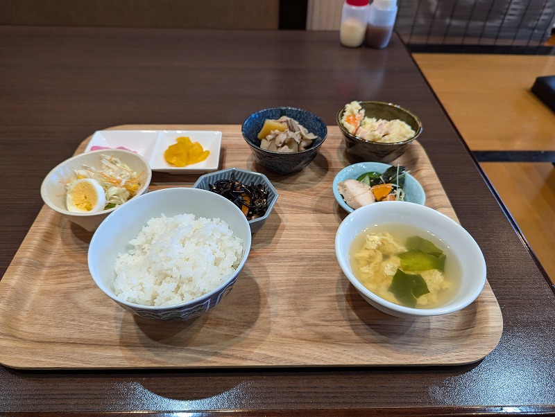 おおつかふぁん(宮崎市大塚町)おばんざい定食を食べてきました